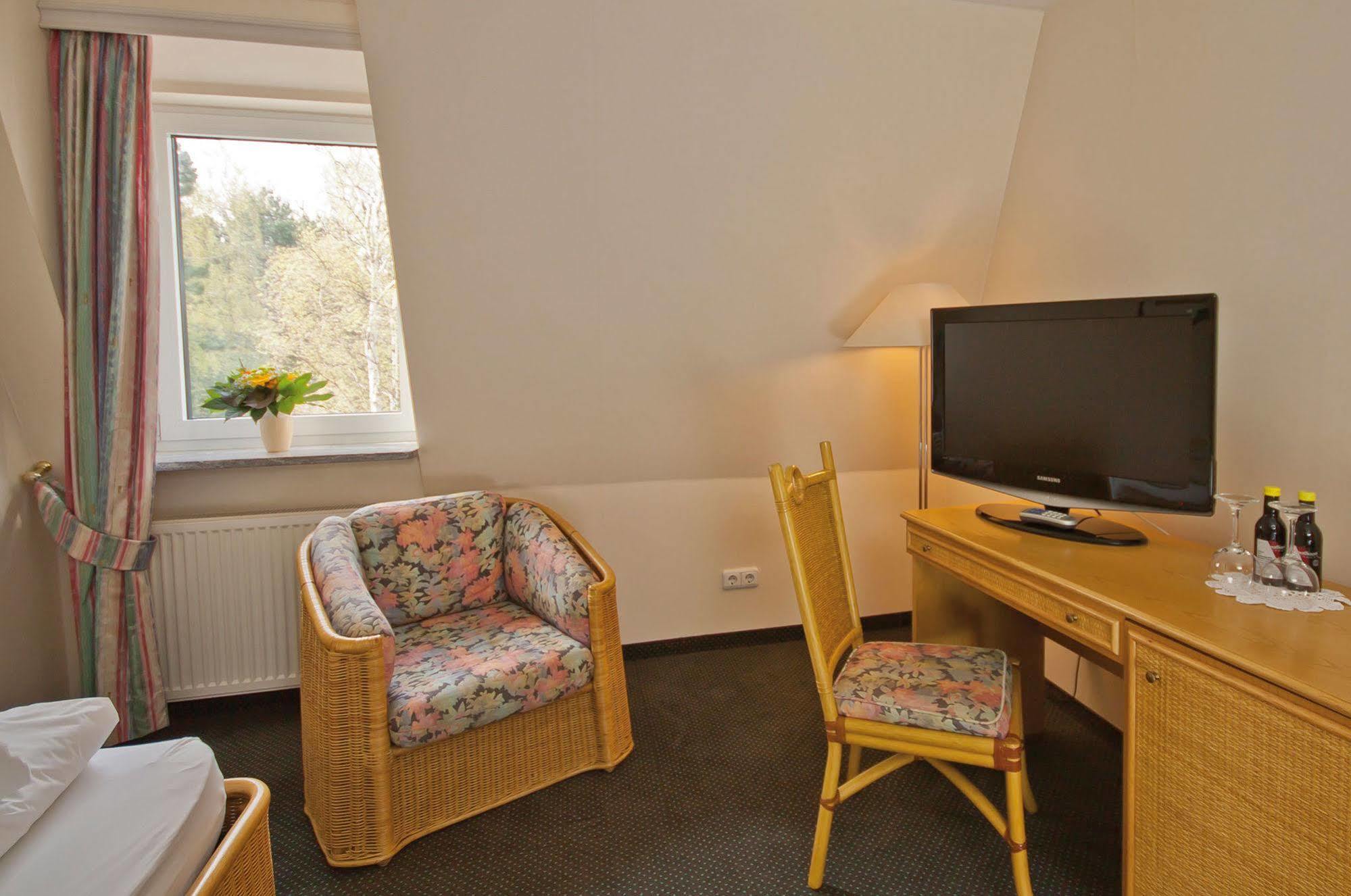 Hotel Seeschloesschen ホーヴァハト エクステリア 写真