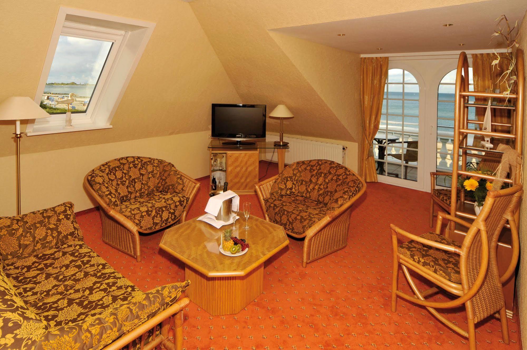 Hotel Seeschloesschen ホーヴァハト エクステリア 写真