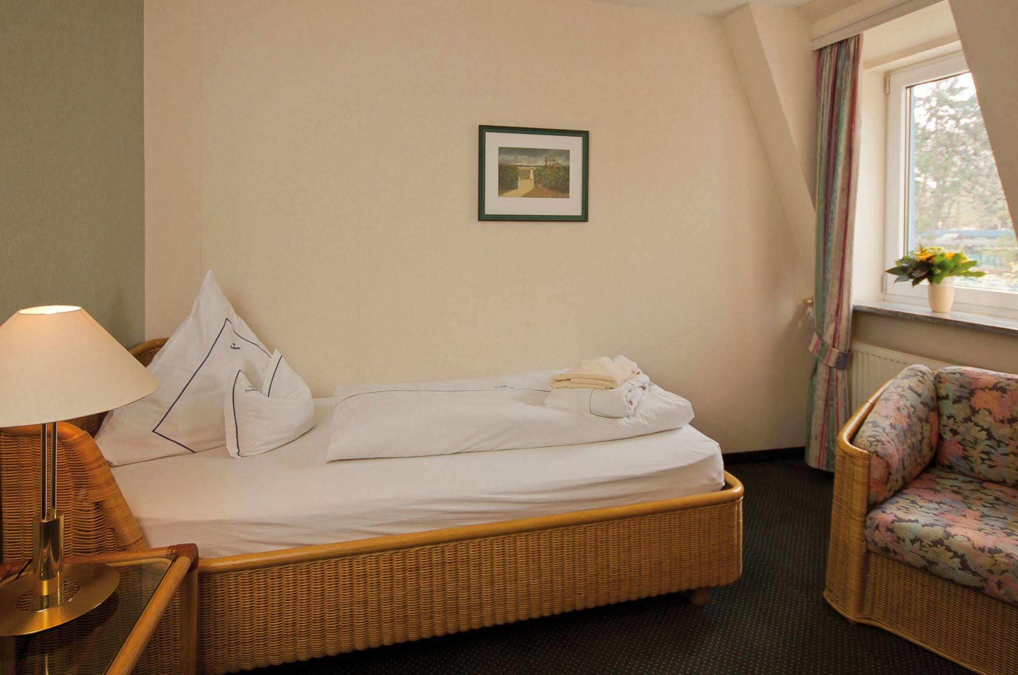 Hotel Seeschloesschen ホーヴァハト エクステリア 写真