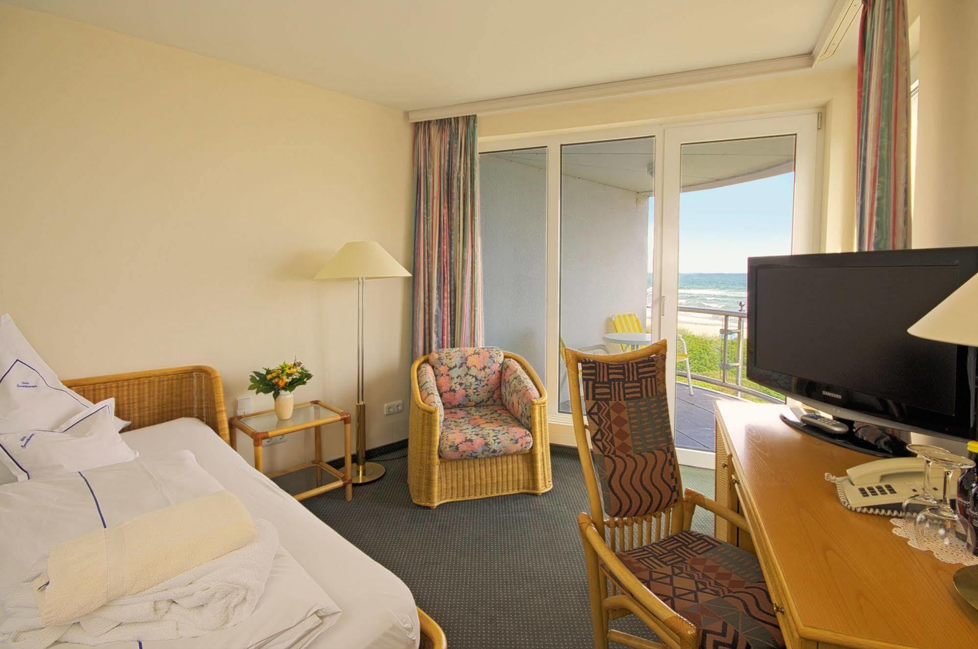Hotel Seeschloesschen ホーヴァハト エクステリア 写真