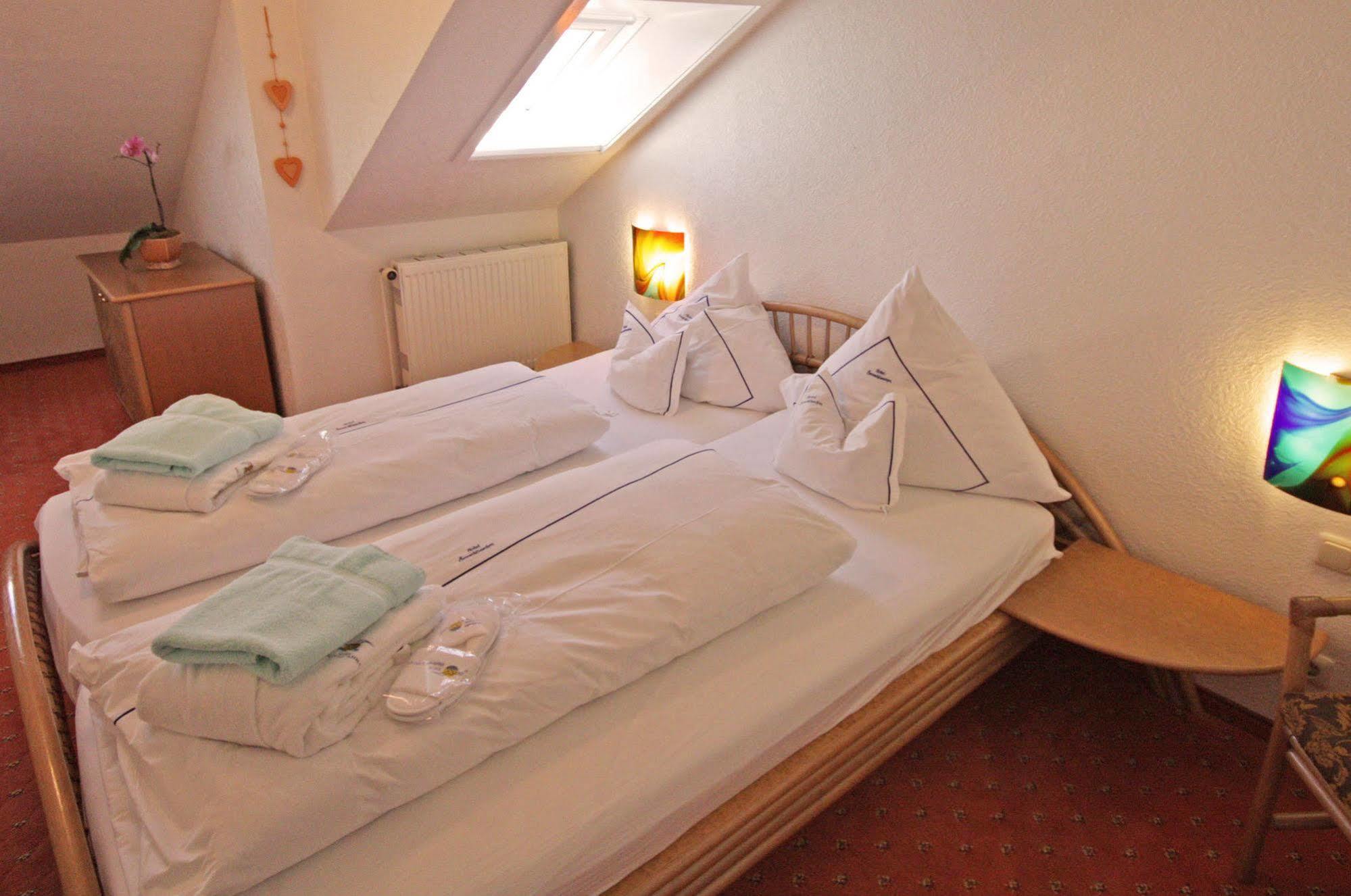 Hotel Seeschloesschen ホーヴァハト エクステリア 写真